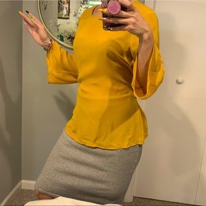 ☀️💛 Worthington beautiful golden blouse